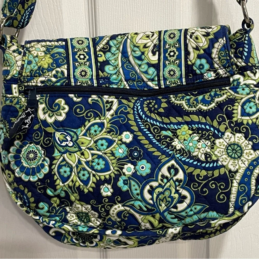 Vera Bradley Rhythm & Blues Crossbody Multicolour Paisley Shoulder Bag - Picture 4 of 16